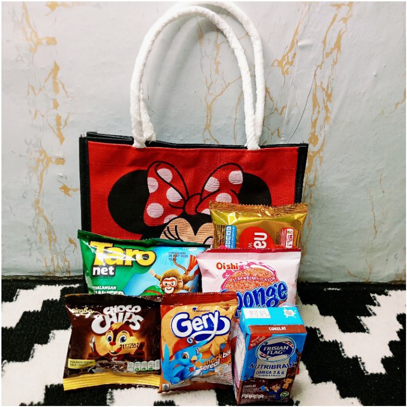 

Paket souvenir totebag mini / paket lebaran Snack / paket Snack ulang tahun anak / paket berbagi