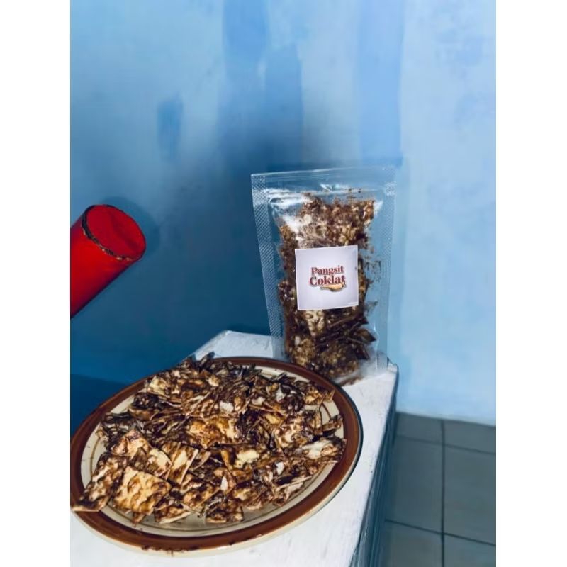 

RomSnack Pangsit Coklat Lumer kemasan 40 gram