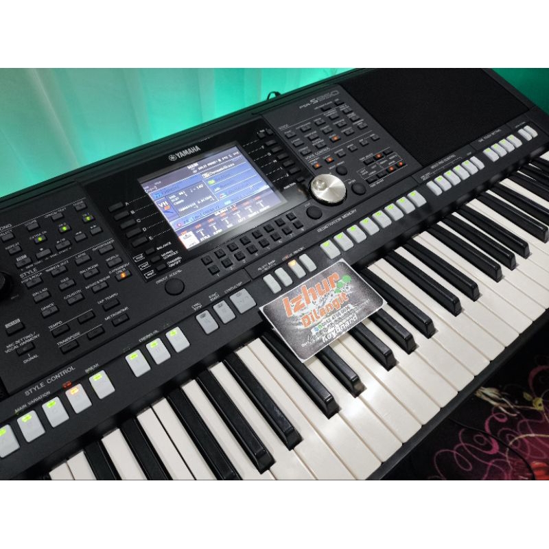 Keyboard Yamaha PSR S950