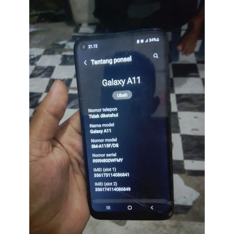 samsung a11 ram 3 hp normal tanpa pola layar retak