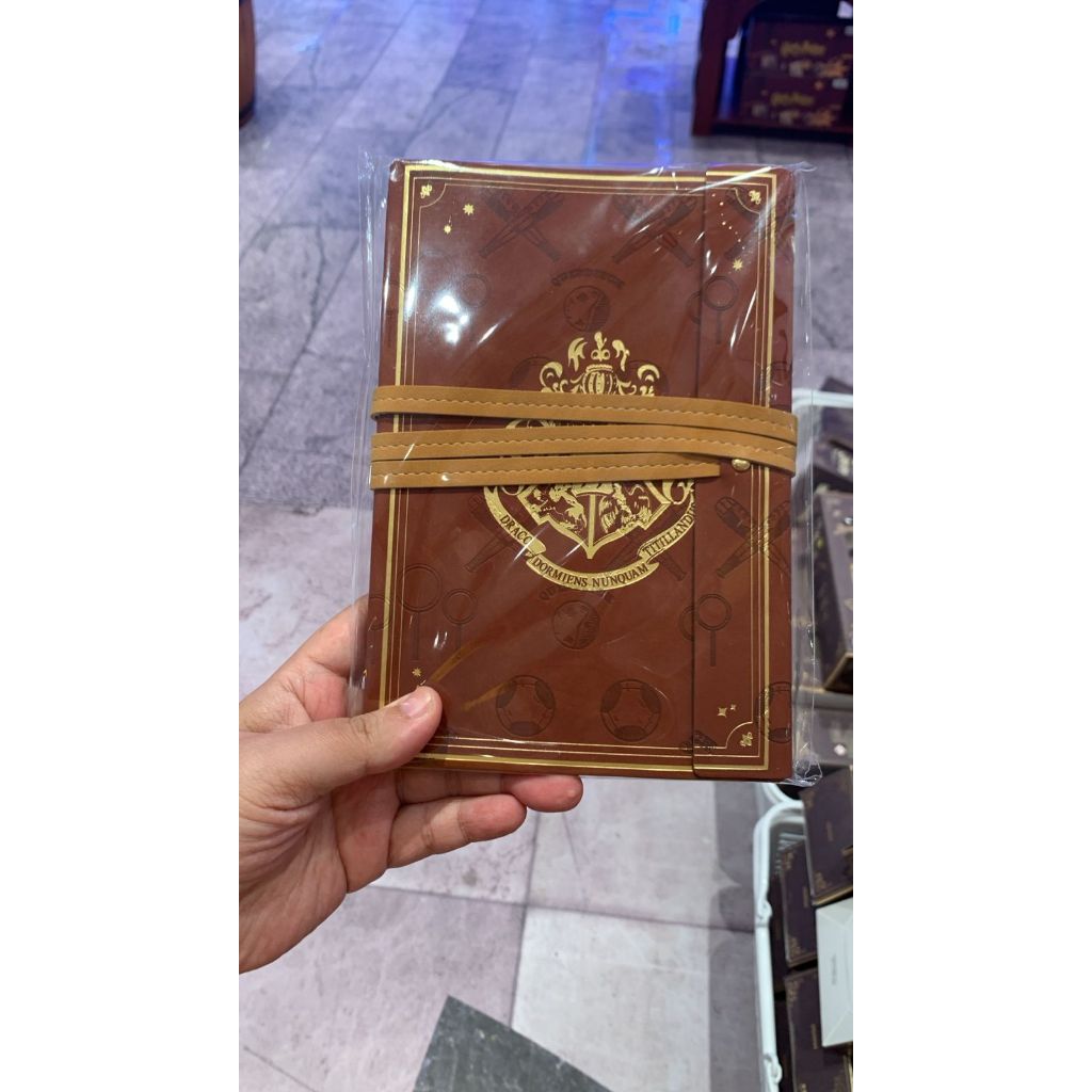 

HARRY POTTER X MINISO BUKU DIARY