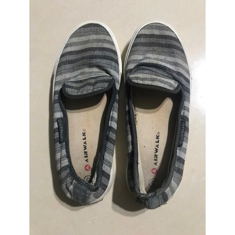 preloved sepatu airwalk 36