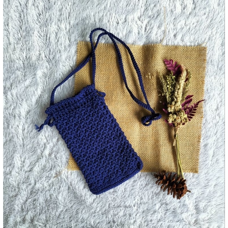 slingphone/ tas hp serut rajut buatan tangan