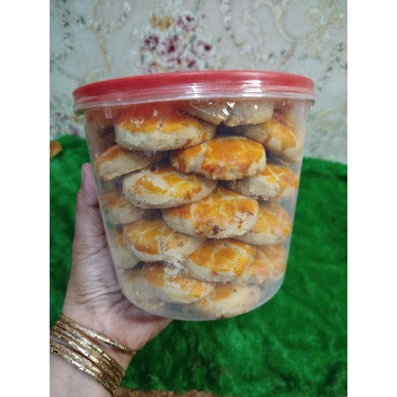 

kue kacang original