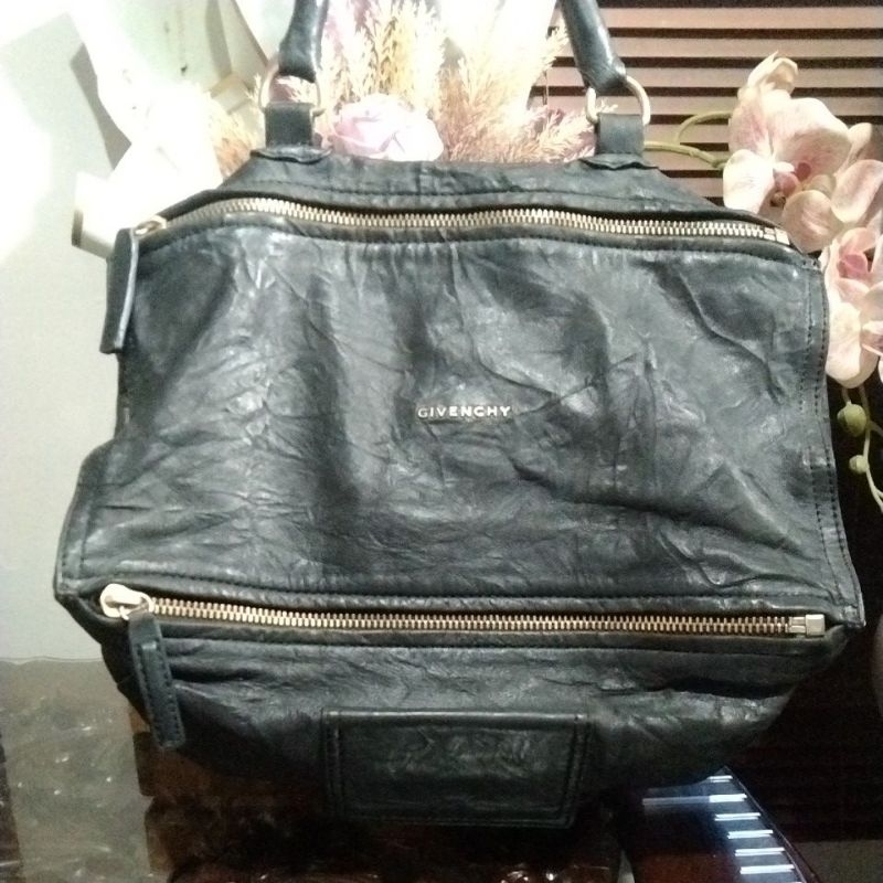 tas preloved / second givenchy pandora