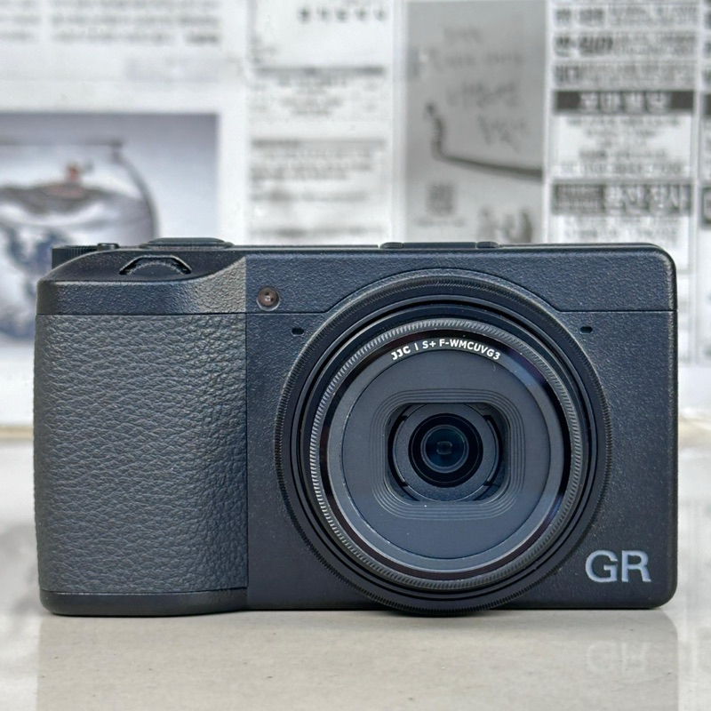 Ricoh GR III