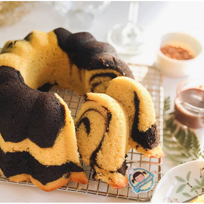 

Marble Cake Demenyemil