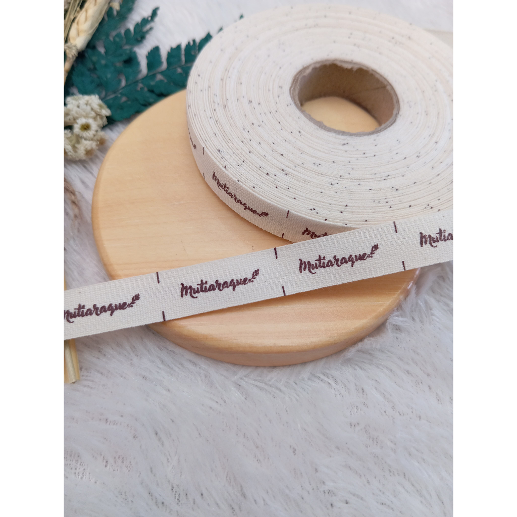 

Label Katun 1 roll ukuran 1,3 cm