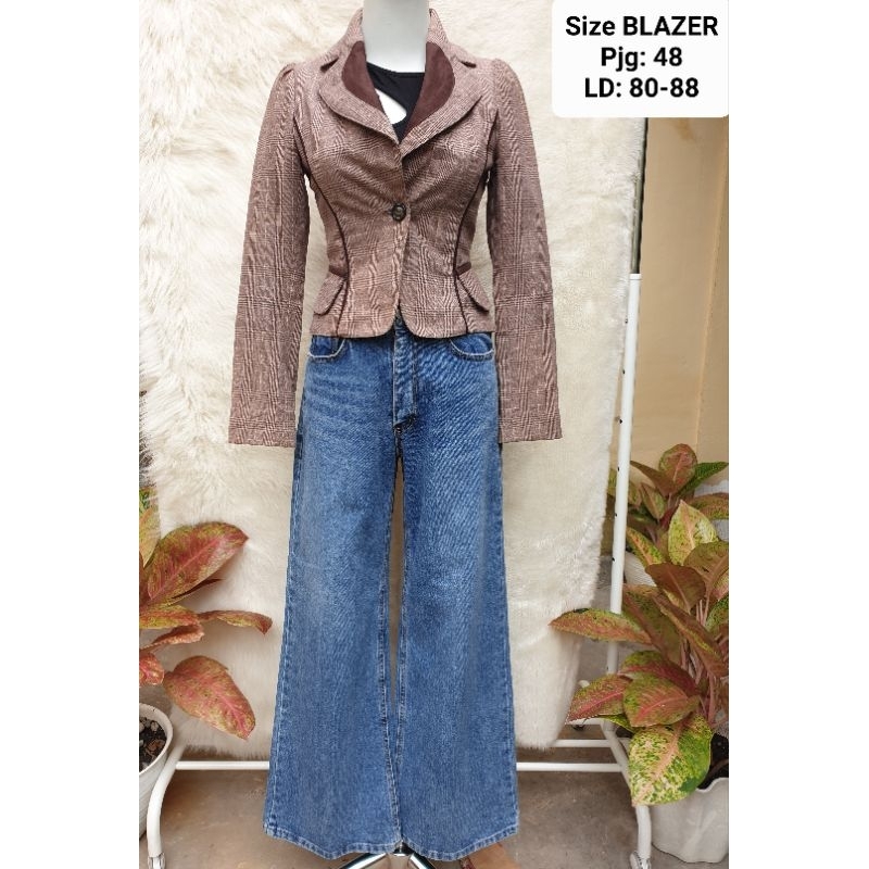 Blazer Coklat Kotak Wanita Lengan Panjang