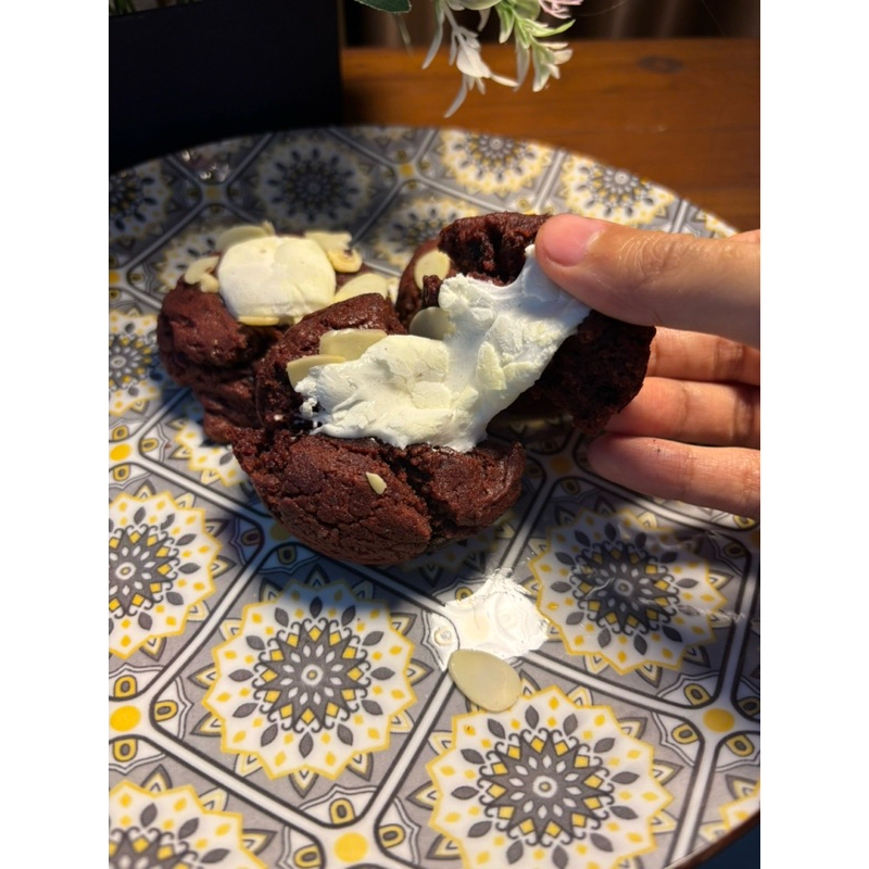 

red velvet soft cookies(3 pcs)