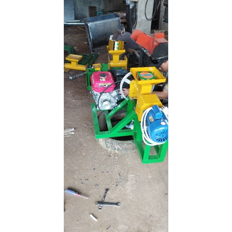 Lumiau_Boomaww Mesin Extruder Pencetak Pelet Bulat Dan Apung