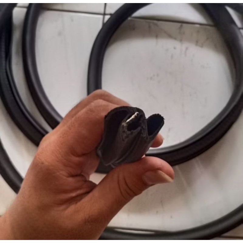 KARET BALON BODY PINTU BMW E36