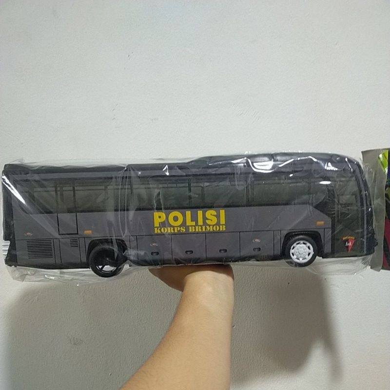 PROMO MAINAN MOBIL BUS POLISI HITAM wjs