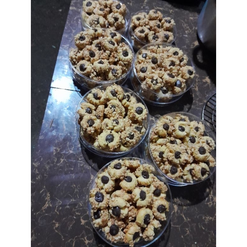 

TUMBPRINT COKLAT /KUE KERING LEBARAN 500GR