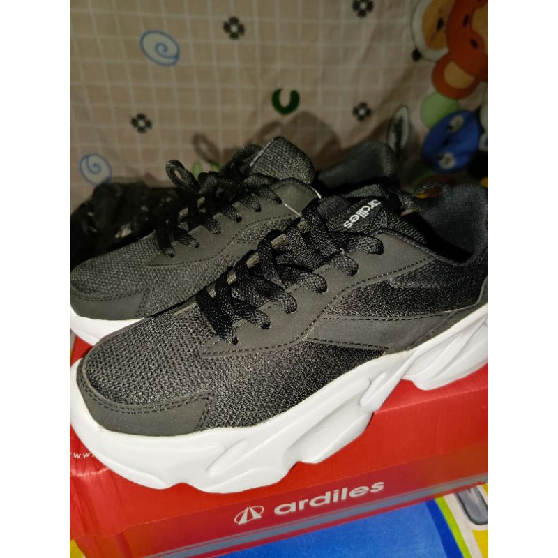 Sepatu Ardiles Running Shoes Sneakers Sepatu Sekolah Hitam Putih BW
