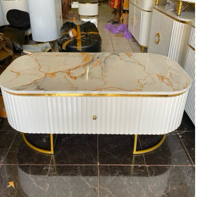 Meja Tamu Oval Gold Minimalis Meja Besi Modern