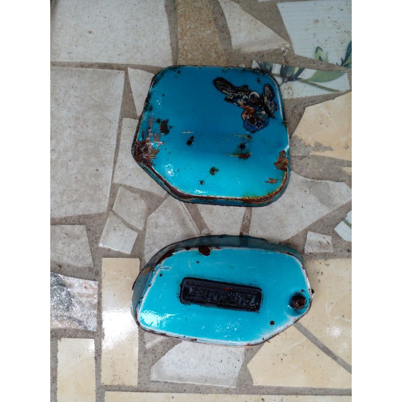 tutup/dop aki yamaha v80 biru