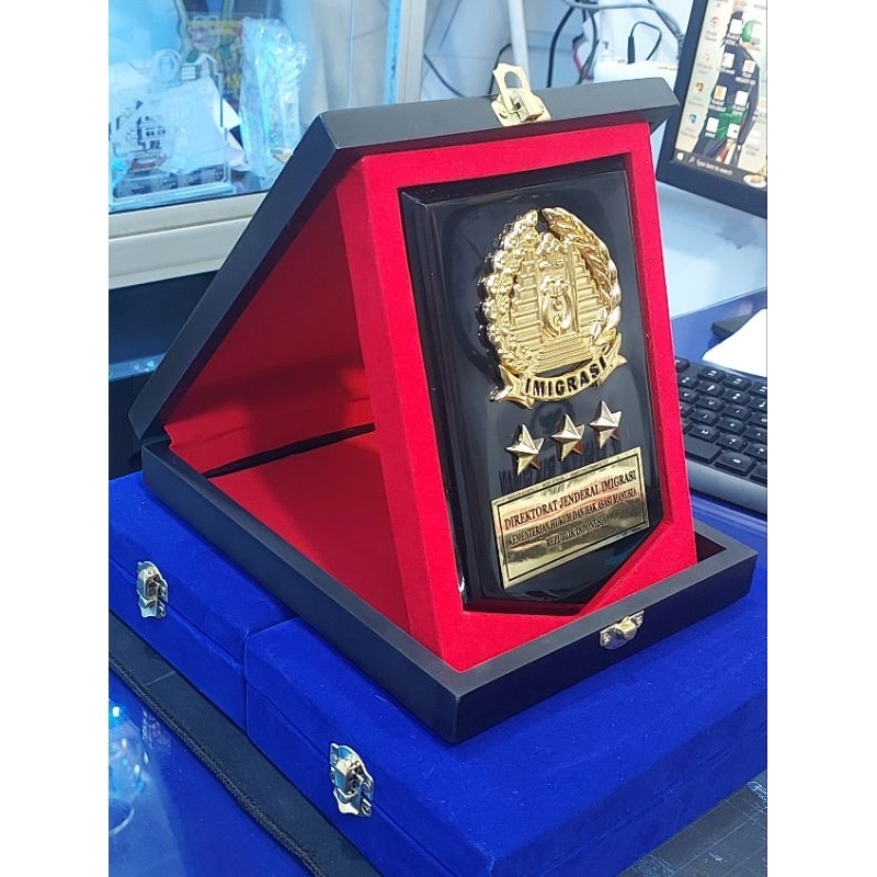 PLAKAT PENGHARGAAN/VANDEL PENGHARGAAN/PLAKAT CUSTOM