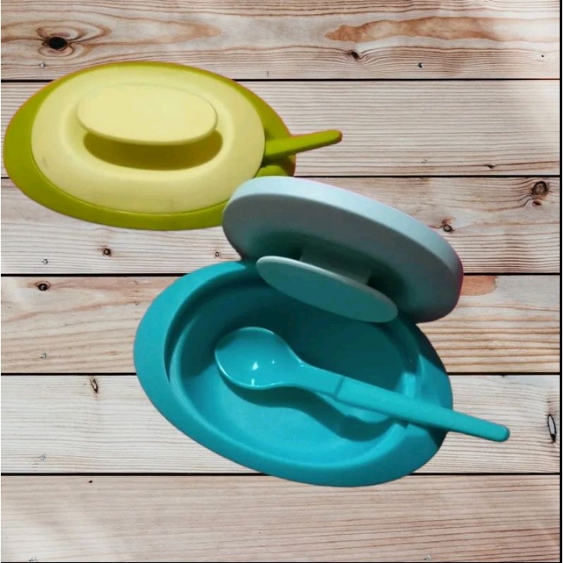 Tupperware blossom sambal dish