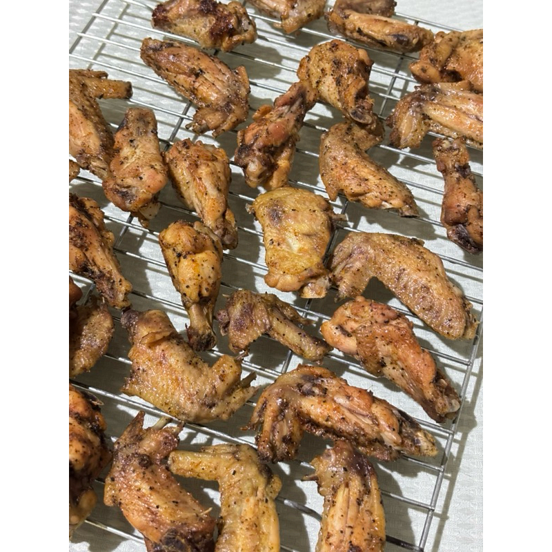 

baked chicken wings LARGE 10pcs