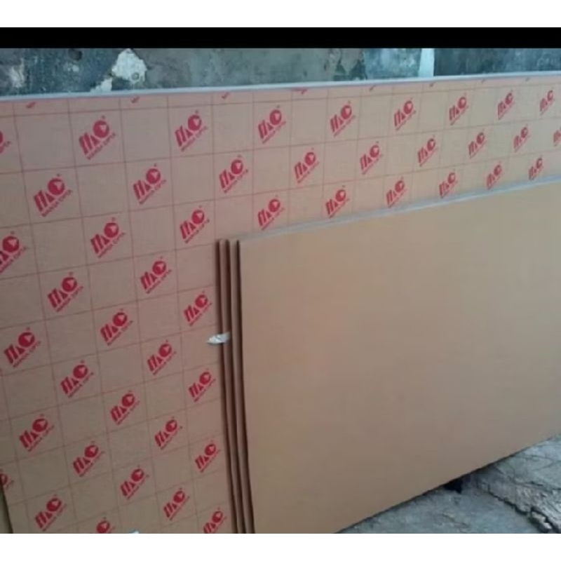 

Acrylic MARGA CIPTA bening / putih susu / warna warni tebal 3mm ukuran triplek utuh 122x244cm /1,2x2,4 meter