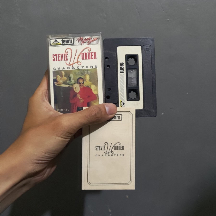Kaset Pita Stevie Wonder - Characters Team Records
