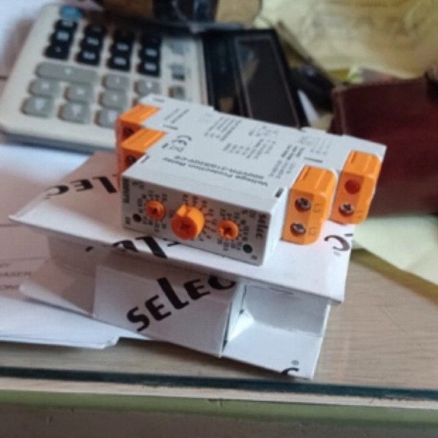 SELEC VOLTAGE PROTECTION RELAY 600VPR VPR PROTEKSI TEGANGAN PFR SELEC VOLTAGE PROTECTION RELAY 600VP