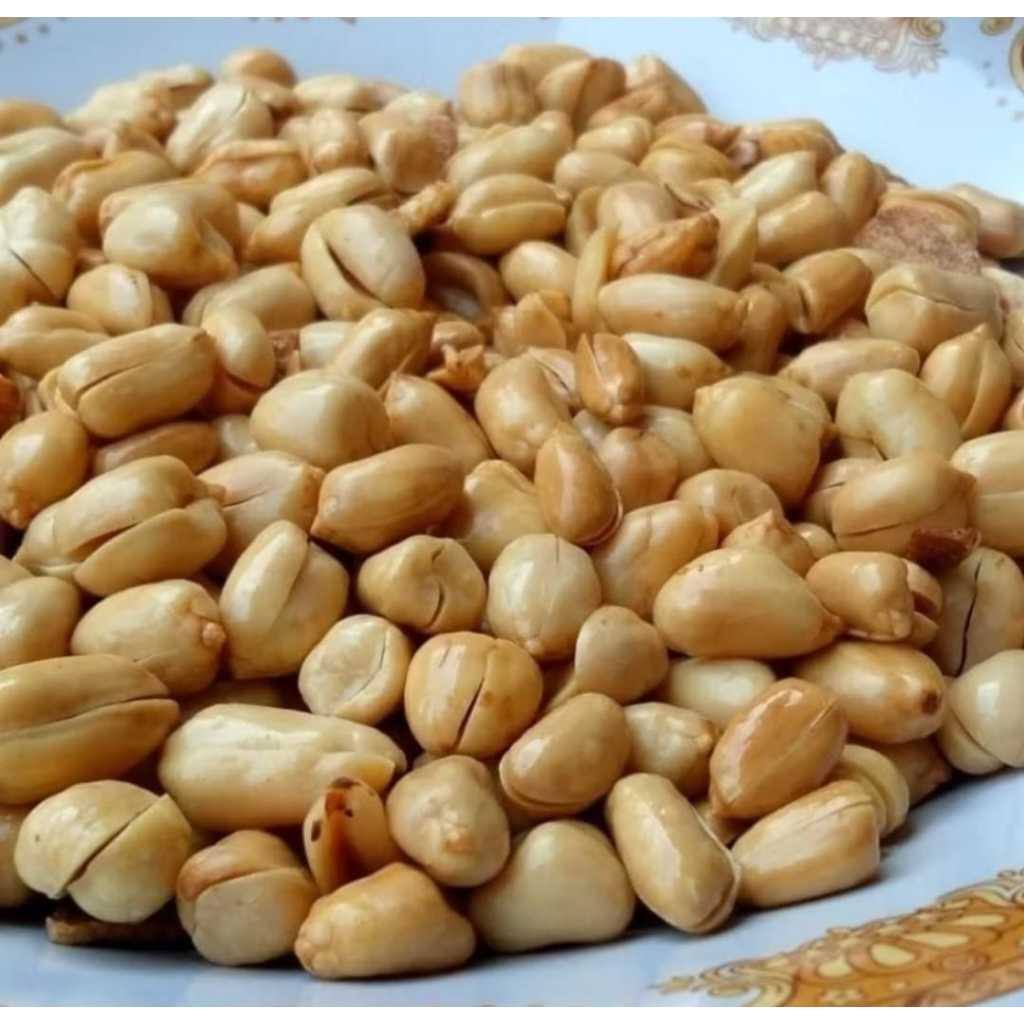 

Forcysn Jajanan Jadul Kacang Bawang Bali Kacang Telur Atom Gangsar Cemilan Polong Hijau Original