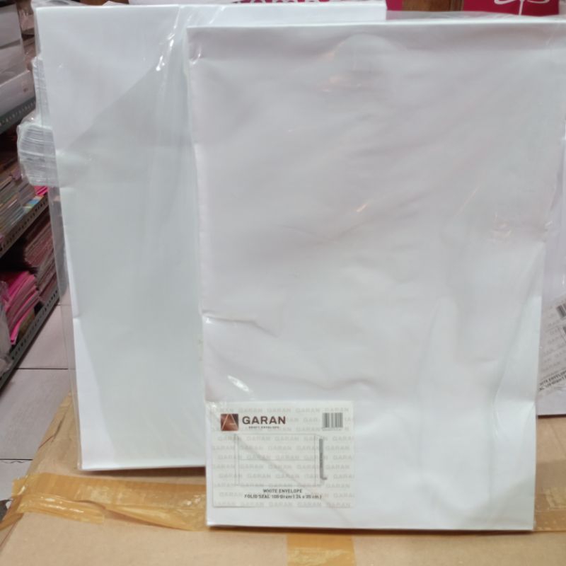

AMPLOP PUTIH GARAN FOLIO SEAL 100gsm 24x35cm (100 lembar) / pack