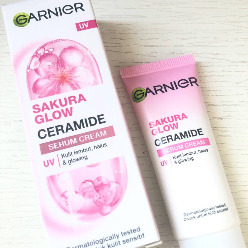 Garnier Sakura Glow Ceramide Serum Cream UV 20ml Day Pelembab