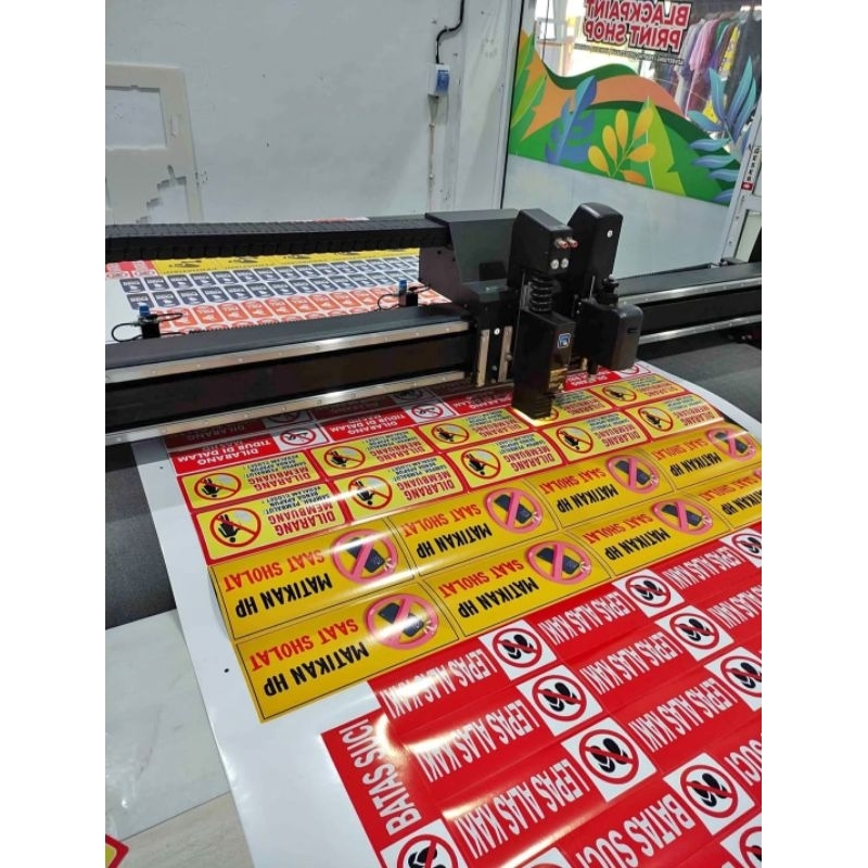 

STICKER RAMBU RAMBU JAGA JARAK DLL