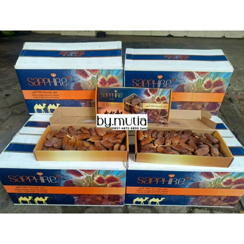 

Kurma Tunisia, identik dengan kurma bertangkai dan lonjong.