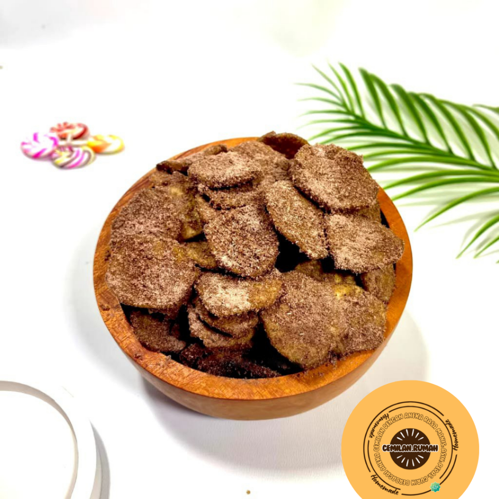 

Cemilan Rumah Keripik Pisang Tabur Coklat box 500 ml