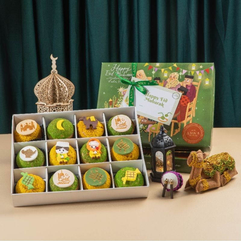 

Craquelin Big Box Edisi Ramadhan / Kue Soes Edisi Idul Fitri / Hampers Kue Lebaran / Kue Basah Craquelin