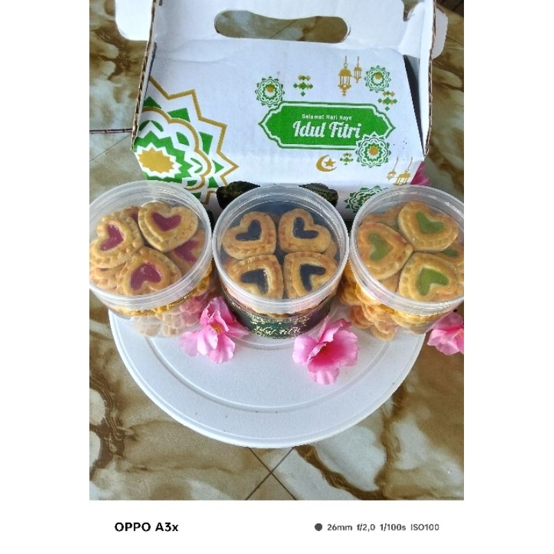 

Love cookies renyah gurih manis / kue kering lebaran