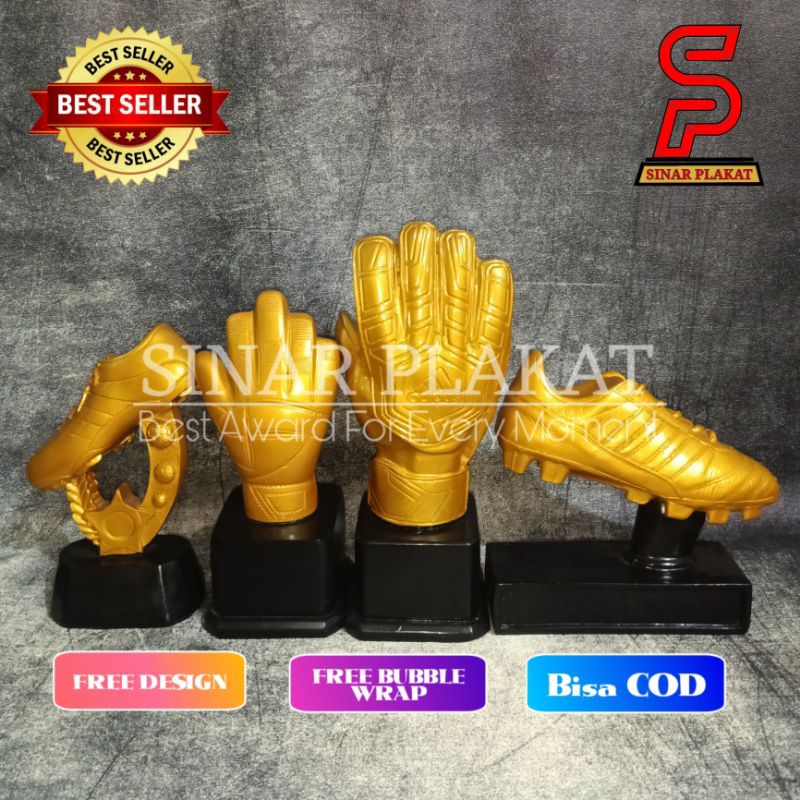 Plakat Atribut Sepak Bola dan Futsal, Piala Sarung Tangan, Trophy Sepatu Sepak Bola dan Futsal.