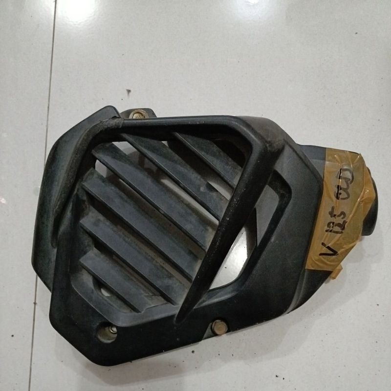 Tutup Radiator Vario 125 OLD