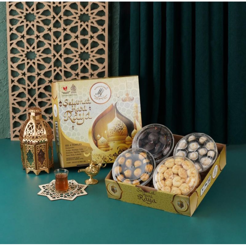 

Gift Box Idul Fitri Monica Loren Paket Super Isi 4 Toples Kue Kering / Parcel Kue Lebaran / Hampers
