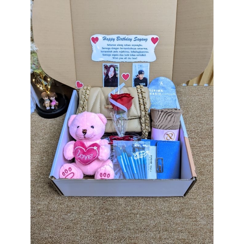 Kado Ulang Tahun Pacar