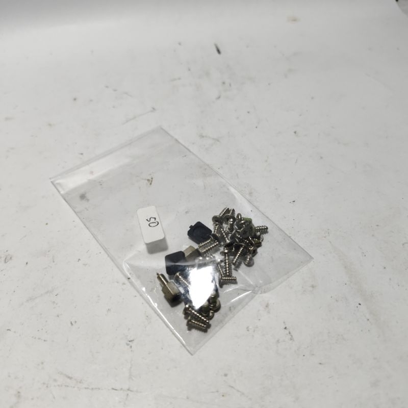 Baut Original Copotan Laptop Fujitsu LIFEBOOK A572/F