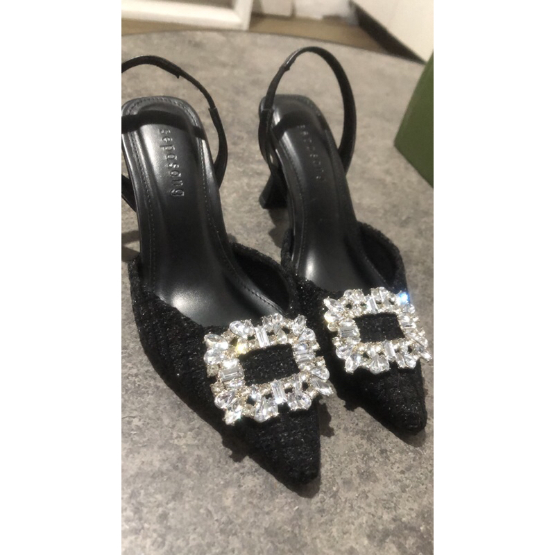 sepasang heels preloved new