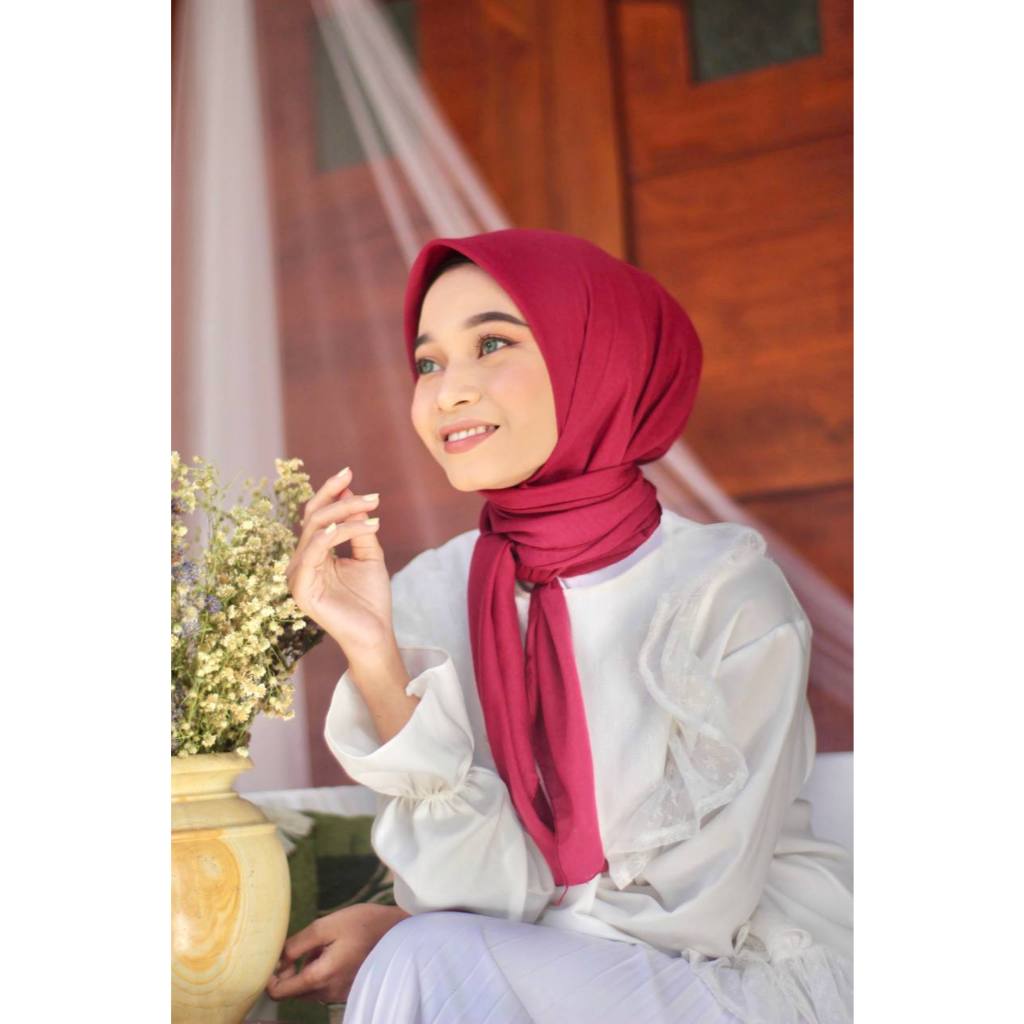 Hijab Paris Premium segi empat by Amerta Elegance