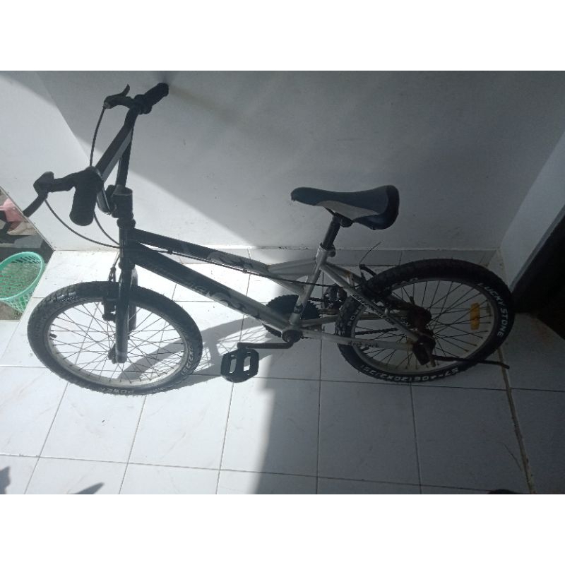 sepeda bekas wimcycle ukuran 20 inc.
