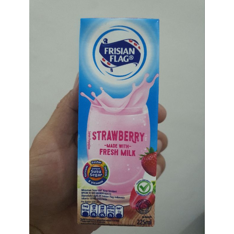 

SUSU UHT STRAWBERRY 36X225 ML FF per pcs
