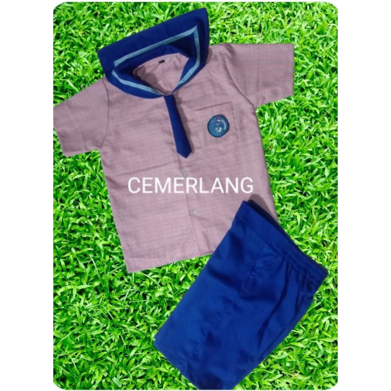 Seragam sekolah motif kotak" Paud/TK