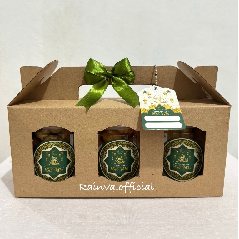 

HAMPERS LEBARAN IDUL FITRI ISI 3 TOPLES SNACK 600ML