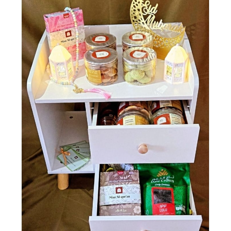 

CENGKEH HAMPERS