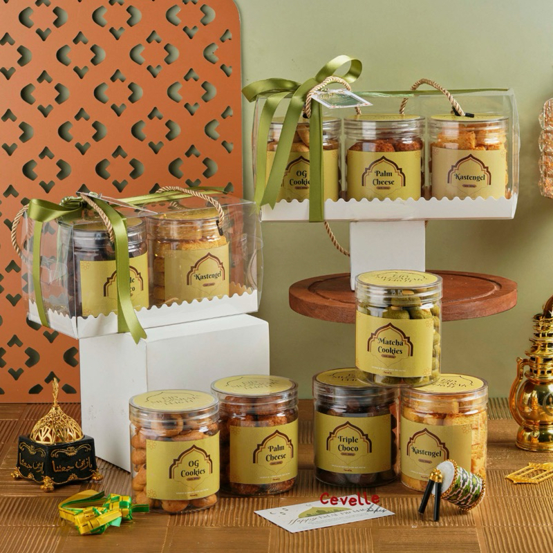 

CEVELLE Jeddah Raudhah Hampers (Premium cookies/kue lebaran)