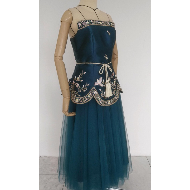 (Preloved) Dress sangjit olive green - Xin top dan Li skirt Charlotta Atelier