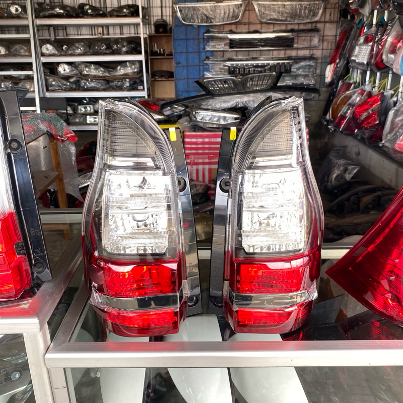stoplamp lampu belakang avanza veloz xenia 2019 original baru